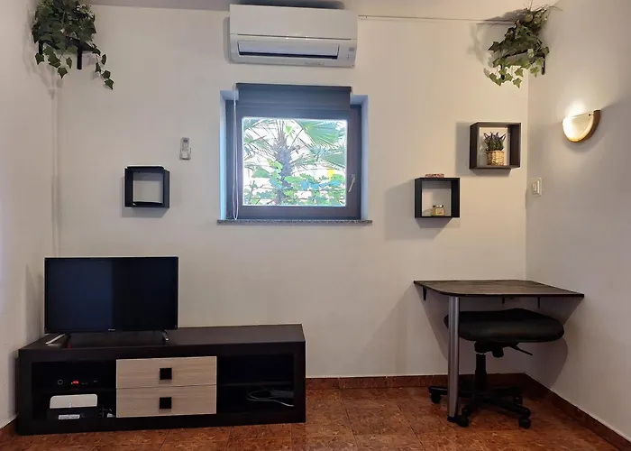 Διαμέρισμα Helena *